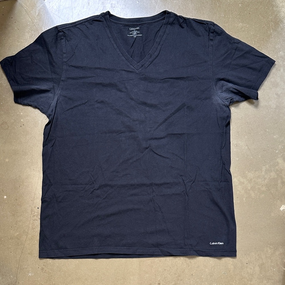 Calvin Klein Men’s V-Neck T-Shirt — Black